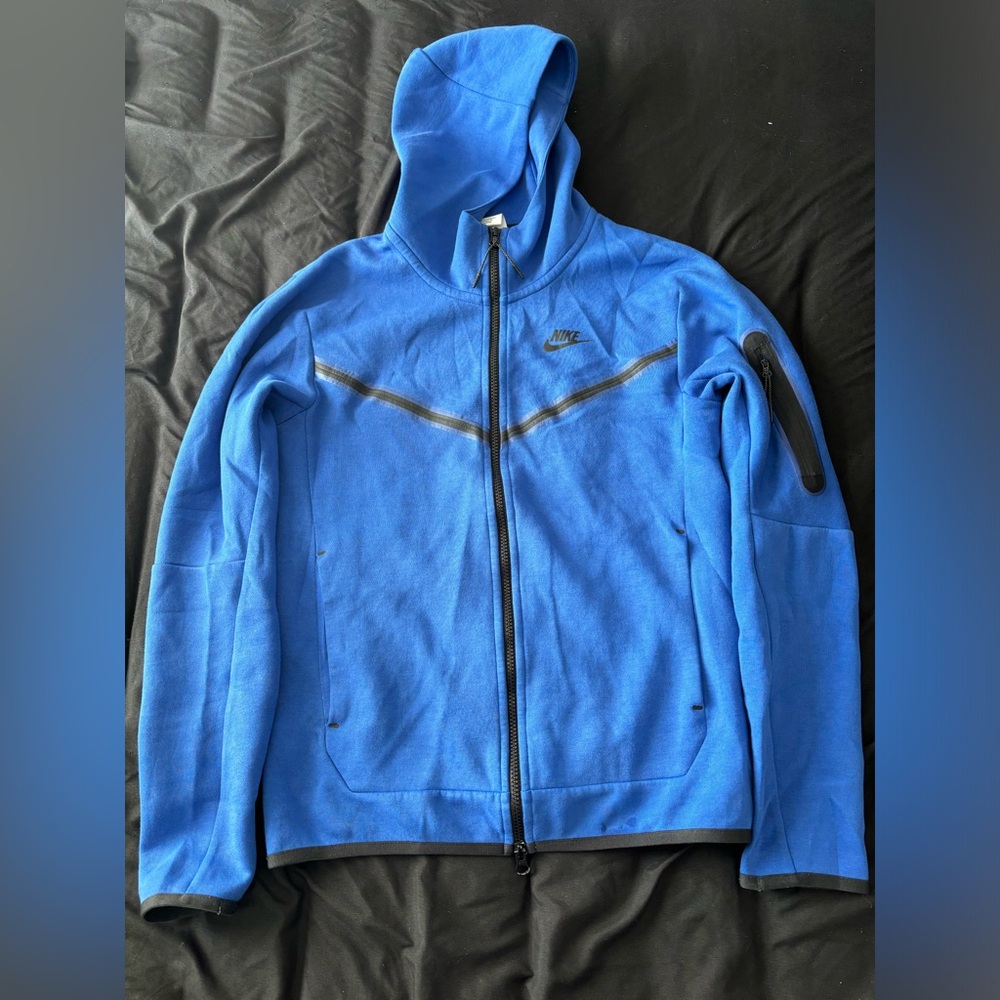 Blue Nike Tech